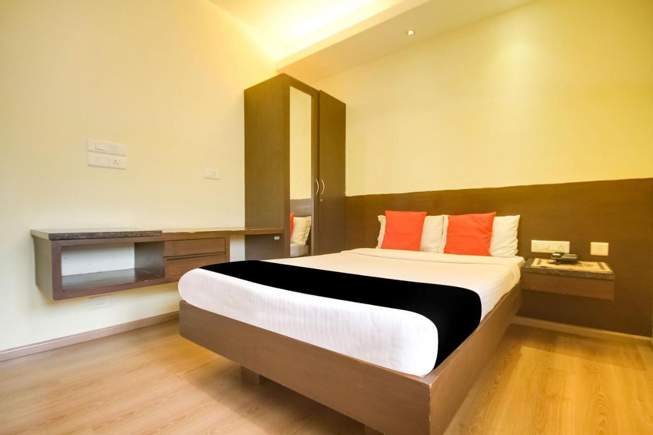 Capital O 64773 Horizon Heights Serviced Apartments Kójamputtúr Exteriér fotografie